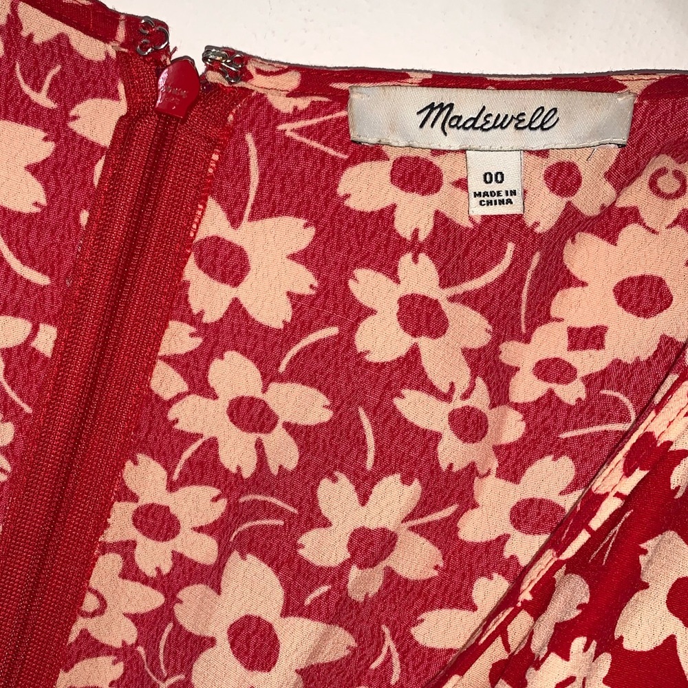 Madewell Wrap-Front Romper in Mini Daisy - Picture 4 of 5